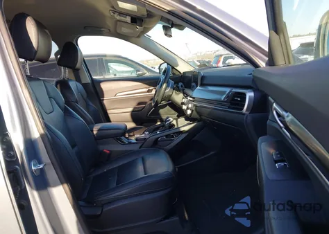 2024 Kia Telluride Lx z USA, uszkodzony, nr VIN 5XYP2DGC8RG567001